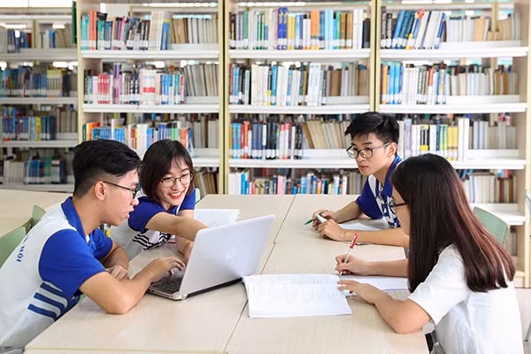 Năm 2018, lần đầu tiên ĐHQGHN xét tuyển đối tượng sử dụng kết quả SAT.