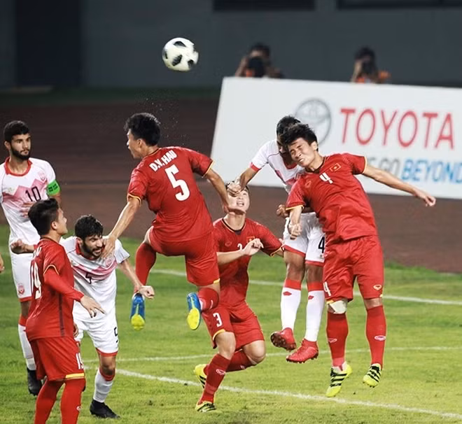 Bộ khung tuyển Việt Nam vẫn là thành viên đội hình vừa chơi thành công ở Asiad 2018.