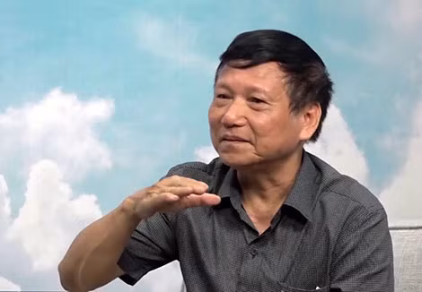 Đạo diễn Nguyễn Thước.