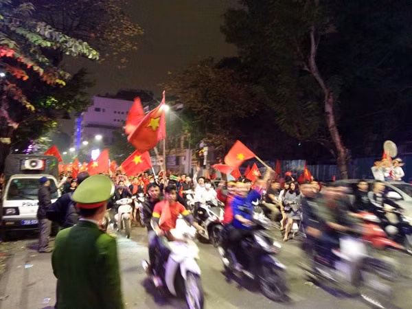 Tất cả đều mong đến một trận chung kết như trong mơ với đội tuyển U23 Việt Nam. Tất cả đều mong đến một trận chung kết như trong mơ với đội tuyển U23 Việt Nam.