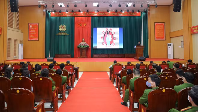 Toàn cảnh Hội nghị.