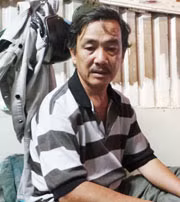 Ông Ngân đang trình bày vụ việc.