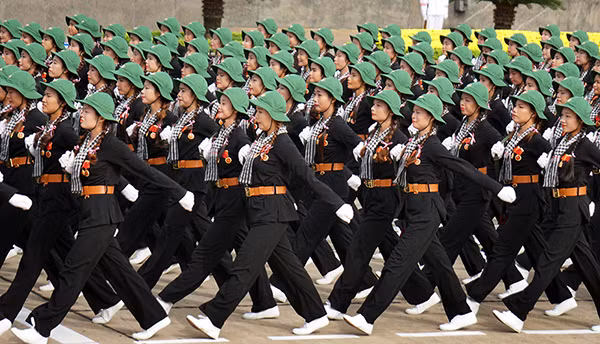Khối nữ du kích miền Nam.