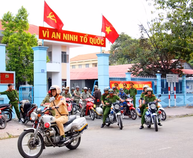 Lễ ra quân đợt cao điểm của Công an TP Châu Đốc (An Giang).