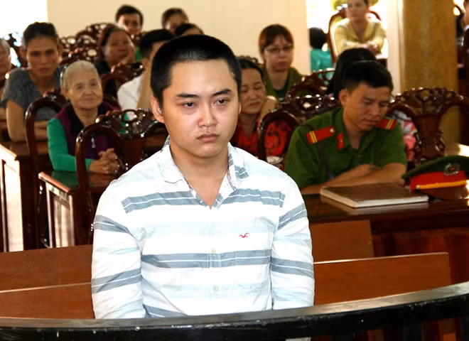 Võ Công Khanh tại tòa.