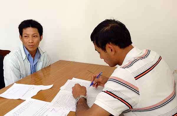 Đối tượng Danh Văn Hoàng tại cơ quan Công an. Ảnh: Đức Huy. Đối tượng Danh Văn Hoàng tại cơ quan Công an. Ảnh: Đức Huy.