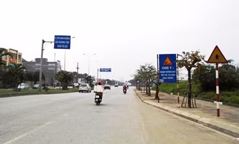 Hình ảnh vi phạm trên đường 353.