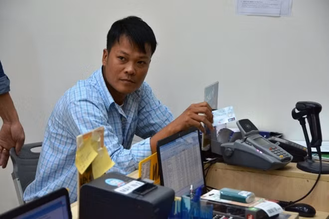 Phan Quốc Khánh đang dựng lại hiện trường