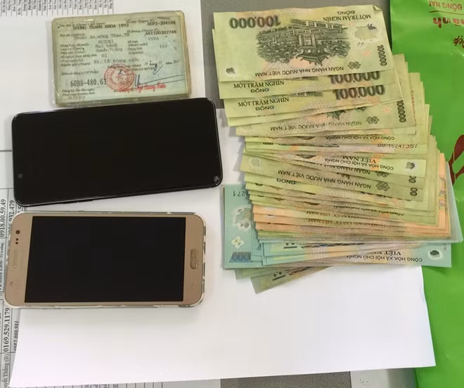 Tang vật vụ án.