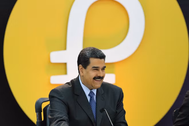 Tổng thống Maduro ra mắt đồng petro.