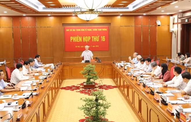 Tổng Bí thư, Chủ tịch nước Nguyễn Phú Trọng phát biểu kết luận phiên họp. (Ảnh: Trí Dũng/TTXVN)
