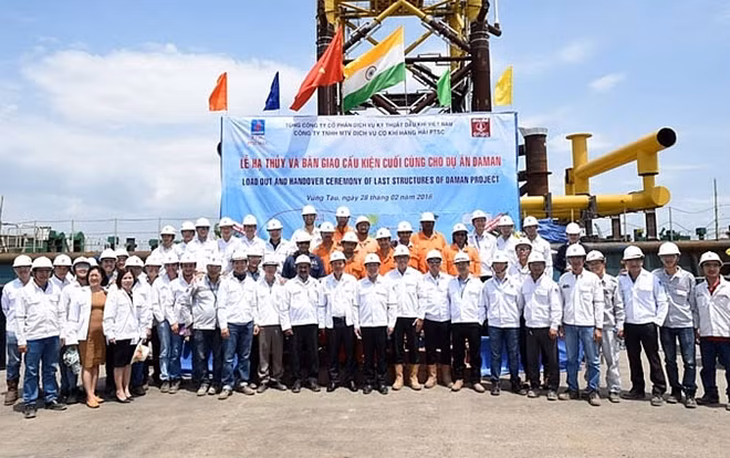 Lễ hạ thủy và bàn giao cấu kiện cuối cùng B12-17 của Dự án Daman