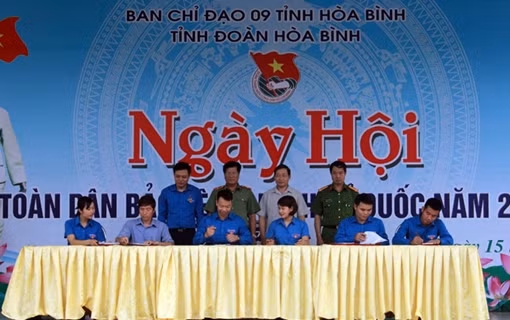 Hòa Bình tổ chức điểm Ngày hội toàn dân bảo vệ ANTQ
