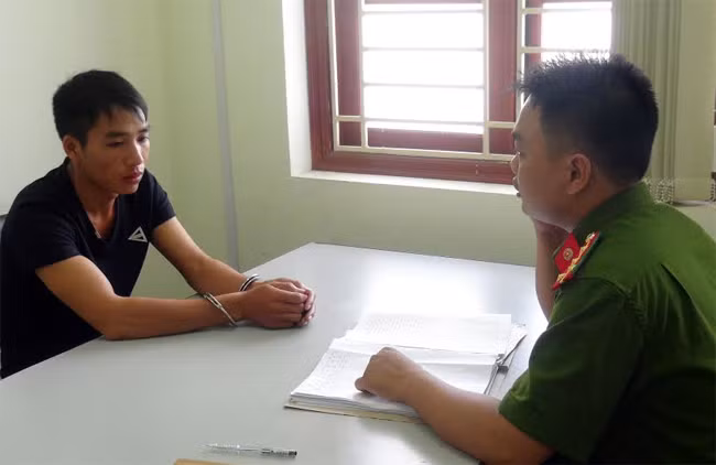 Đối tượng Lâm Văn Hiến tại cơ quan điều tra.