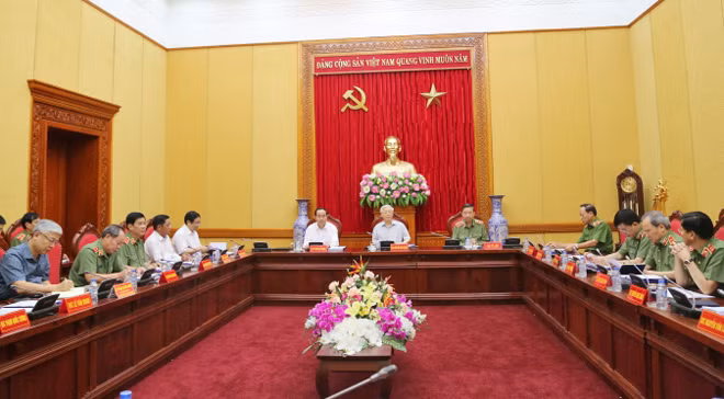 Toàn cảnh Hội nghị.