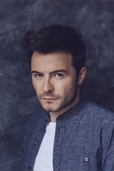 Cùng với Westlife, Filan đã có được 28 đĩa bạch kim và đã bán được khoảng 40 triệu đĩa trên toàn thế giới.
