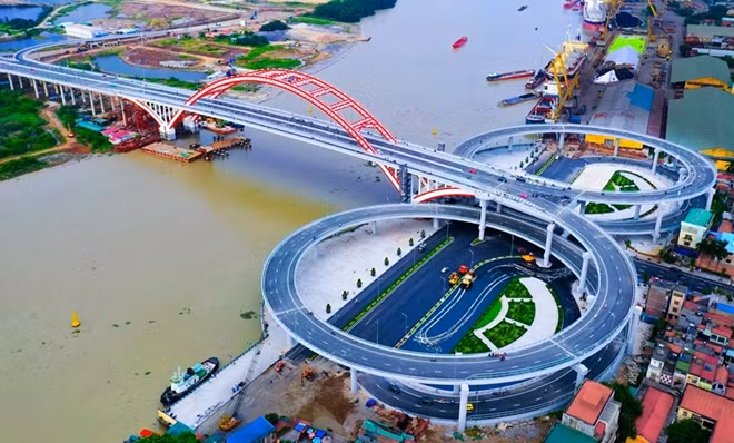 Một số hình ảnh cầu Hoàng Văn Thụ.