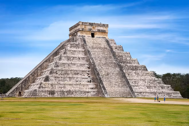 Kim tự tháp Chichén Itzá, Mexico.
