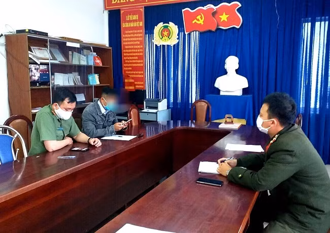 Công an làm việc với ông Đ về hành vi thông tin sai sự thật lên mạng xã hội