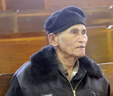 Ông Mô Lô Y Choi.