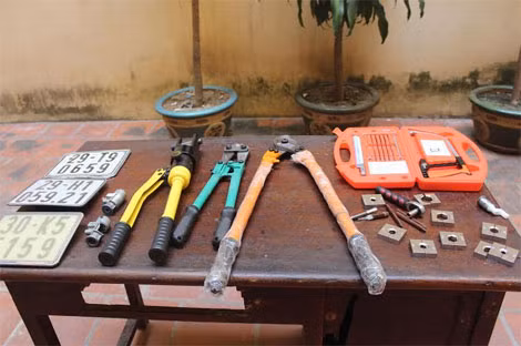 Số công cụ hành nghề các đối tượng sử dụng.