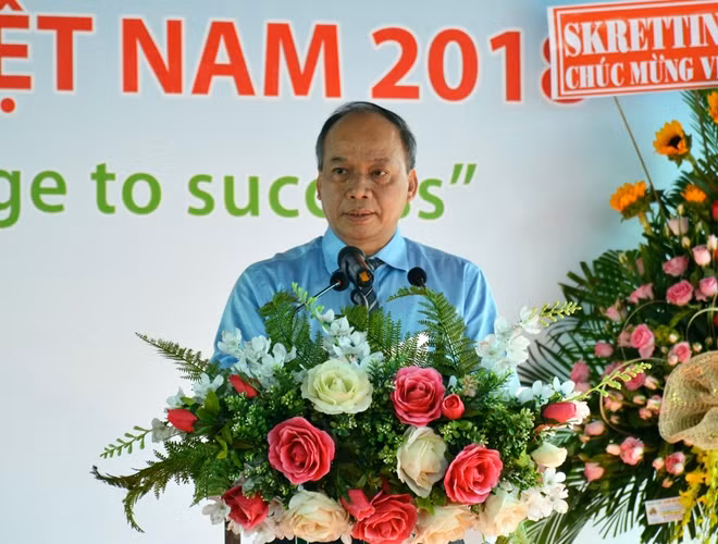 Ông Vũ Văn Tám, Thứ trưởng Bộ NN&PTNT, phát biểu khai mạc Hội chợ triển lãm ngành tôm 2018.