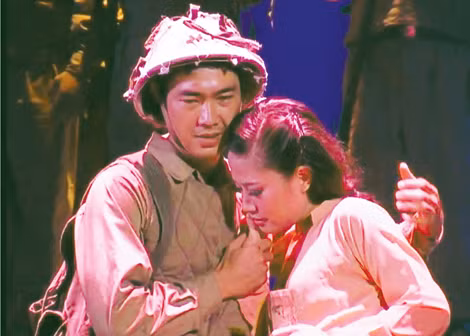 Vở kịch "Bản danh sách điệp viên " của Đoàn kịch CAND tạo ấn tượng đẹp với khán giả Thủ đô.