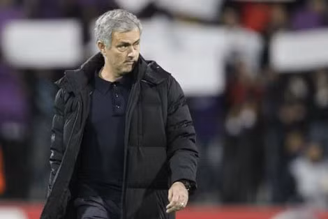 HLV Jose Mourinho.