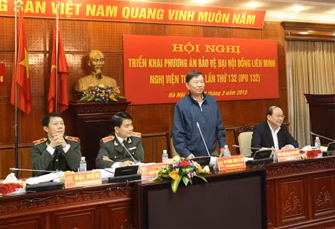 Thượng tướng Tô Lâm, Ủy viên TW Đảng, Thứ trưởng Bộ Công an, Trưởng tiểu ban An ninh trật tự IPU phát biểu chỉ đạo tại Hội nghị.