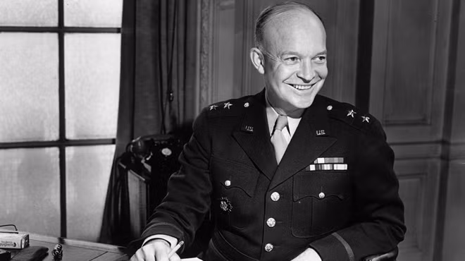 Dwight Eisenhower, vị Tổng thống thứ 34 của nước Mỹ. Ảnh: Fox Photos