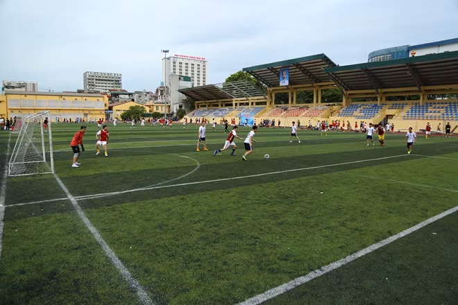 Chiều 11-7 đã diễn ra loạt trận thứ hai vòng bảng Giải bóng đá mùa Hè 2020 tranh Cúp Báo CAND.