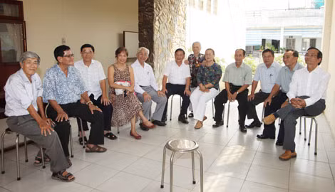 Cụm Điệp báo A10 họp mặt truyền thống ngày 30/4/2015. Cụm Điệp báo A10 họp mặt truyền thống ngày 30/4/2015.