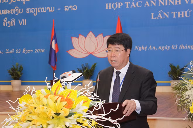 Thứ trưởng Bùi Văn Nam phát biểu khai mạc hội nghị.