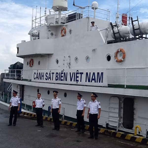 Tàu Cảnh sát Biển 8003.