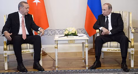 Tổng thống Nga Putin và Tổng thống Thổ Nhĩ Kỳ Erdogan trong cuộc gặp tại St Petersburg.