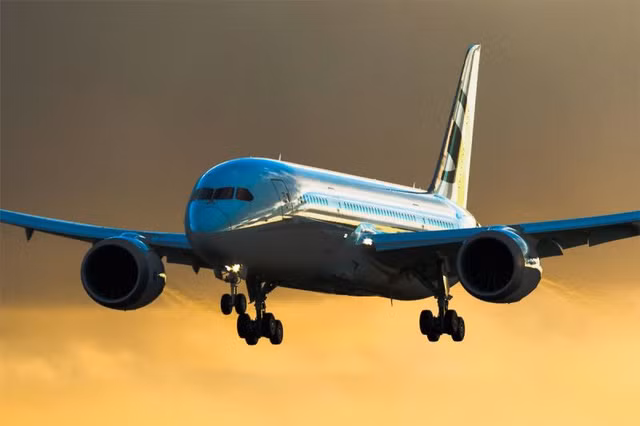 Hãng tư vấn hàng không Kestral Aviation đã bắt tay cùng Pierrejean Design Studios và Greenpoint Technologies để nâng cấp chiếc Boeing 787 Dreamliner.