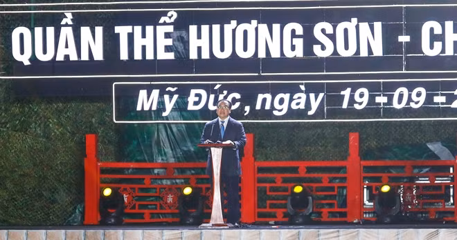 Ủy viên Bộ Chính trị, Bí thư Thành ủy Hoàng Trung Hải phát biểu tại buổi Lễ