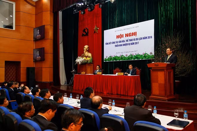 Các đại biểu dự hội nghị.
