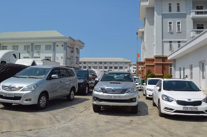 Cơ quan điều tra thu hồi nhiều xe do Huy cầm cố và bán.