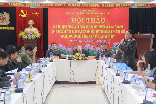 Quang cảnh hội thảo.