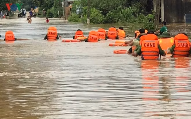 Các địa phương cần sẵn sàng phương án sơ tán người dân, tài sản đến nơi an toàn.