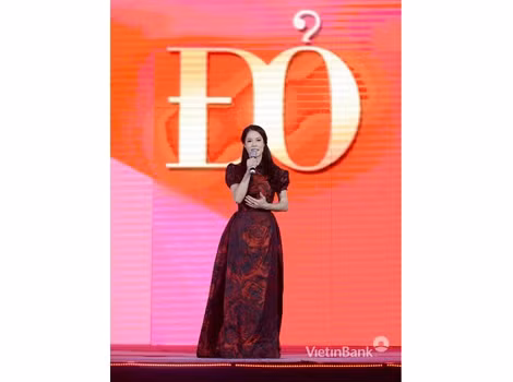 Một tiết mục nghệ thuật trong “Khoảnh khắc vô giá” diễn ra tại Hà Nội tháng 5/2015. Một tiết mục nghệ thuật trong “Khoảnh khắc vô giá” diễn ra tại Hà Nội tháng 5/2015.