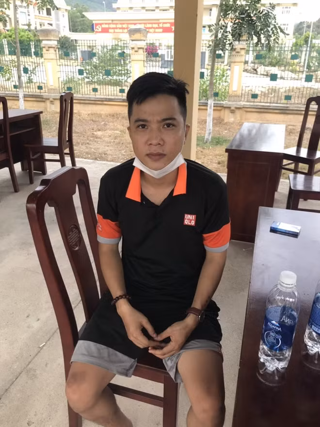 Đối tượng trong đường dây tổ chức đánh bạc và đánh bạc.