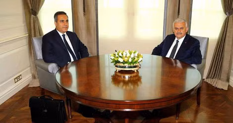 Giám đốc MIT Hakan Fidan và Thủ tướng Binali Yildirim tháng 6-2016.