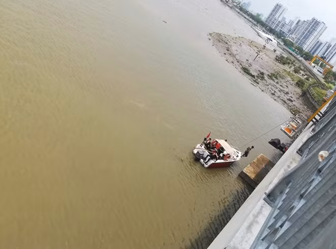 Cơ quan chức năng tìm kiếm nạn nhân