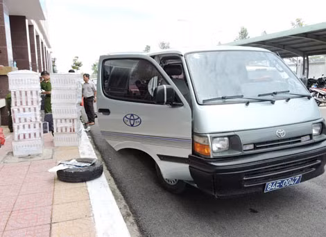 Phương tiện biển số xanh chở hàng cấm bị Công an tỉnh Bà Rịa – Vũng Tàu phát hiện, bắt giữ.