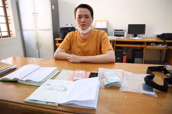 Đối tượng tại cơ quan Công an