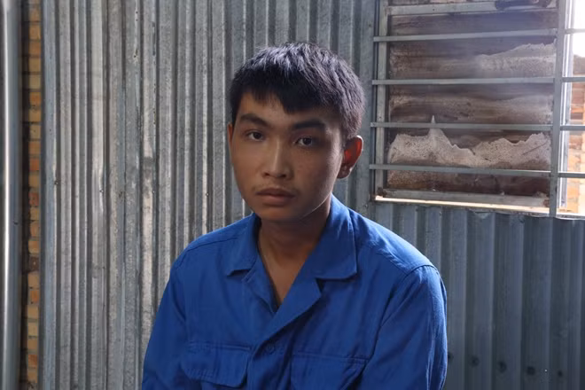 Tấn cùng tang vật