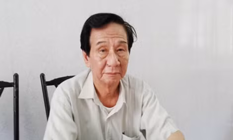 Nhà thơ Khánh Nguyên.
