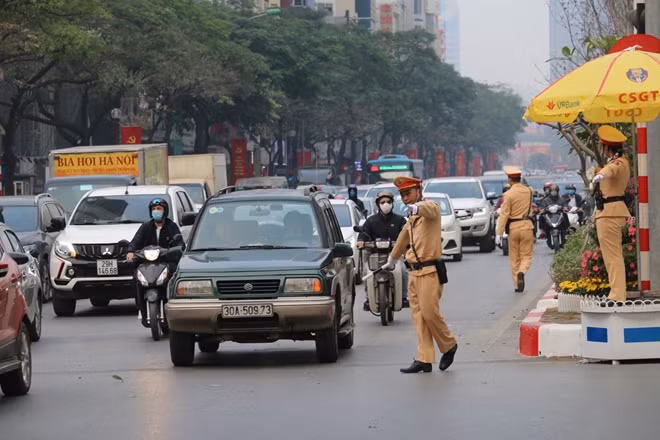 Lực lượng CSGT đường bộ đã kiểm tra, phát hiện xử lý 2.436 trường hợp vi phạm.